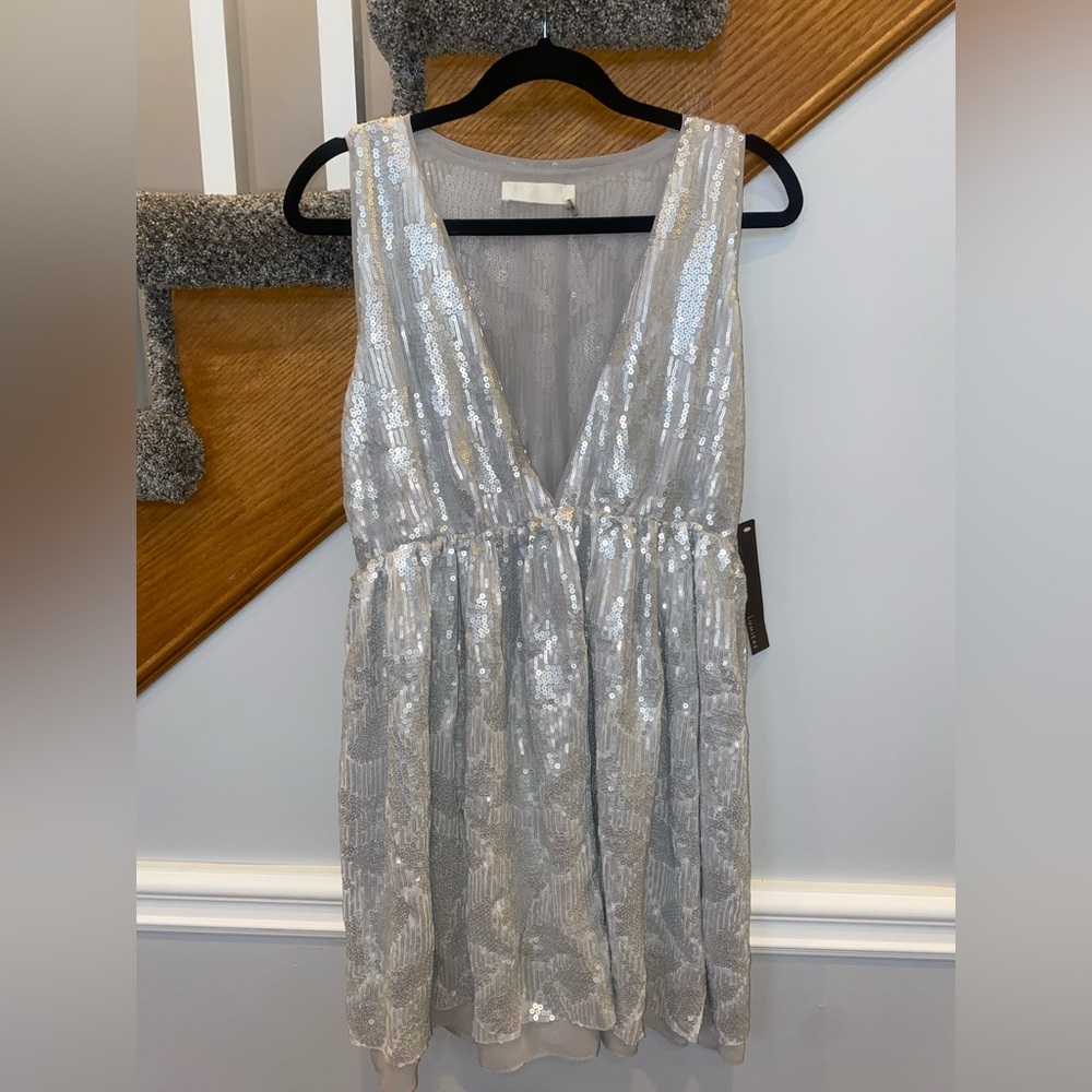 Lumière Silver Sequin Plunge Mini Dress size Small
